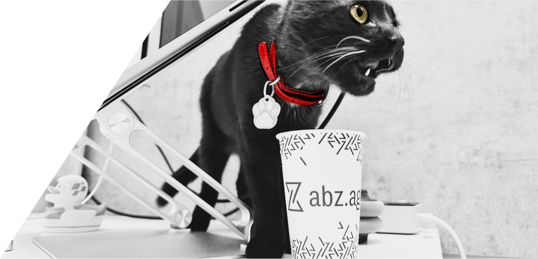 Paper Cup of abz.agency® with a cat